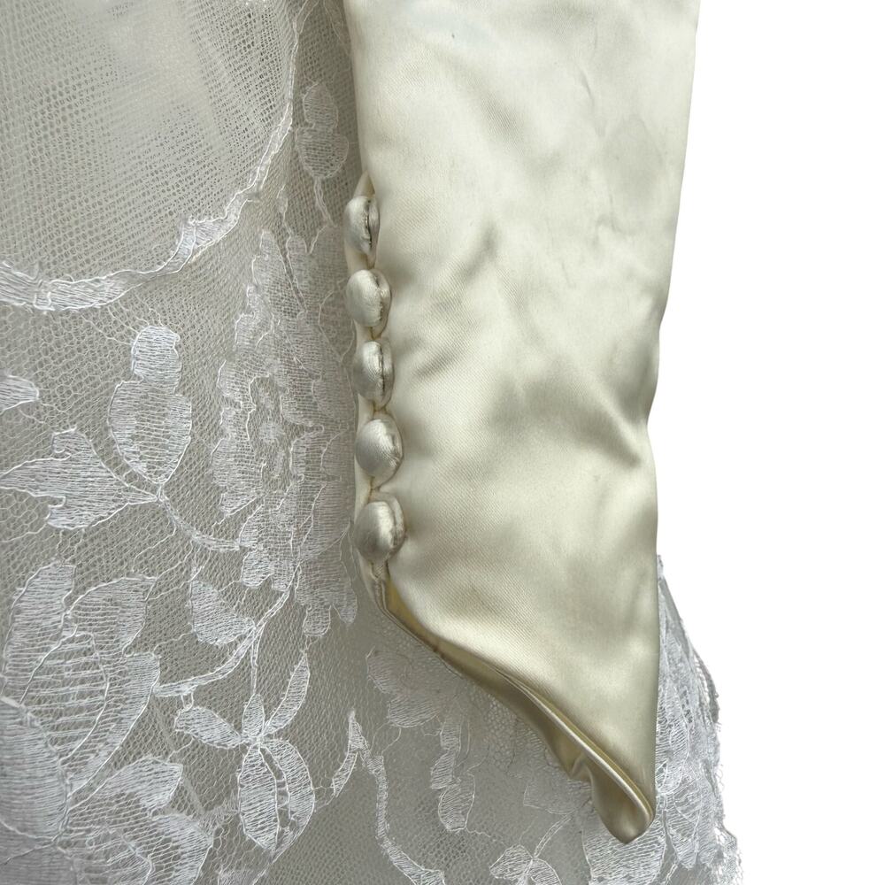 Vintage 50s Women's XS Wedding Dress Satin Lace Wedding Dress Chapel Train - Picture 9 of 11